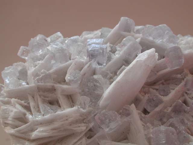 Fluorit auf Baryt Caravia