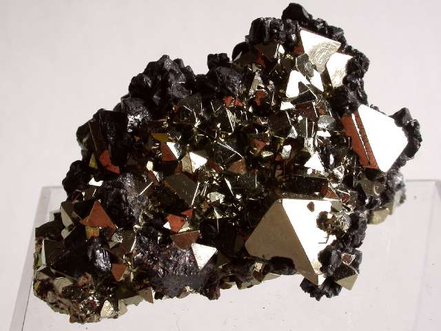 Bournonit, Sphalerit auf Pyrit Peru
